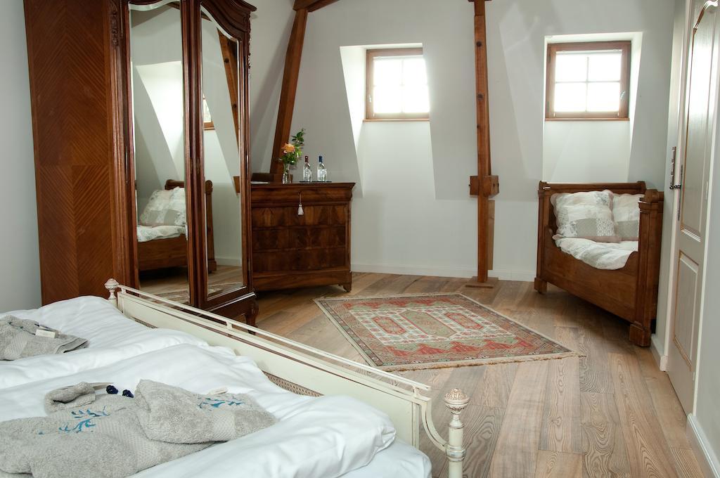 Hotel Domaine De La Fauconnie Campsegret Zimmer foto