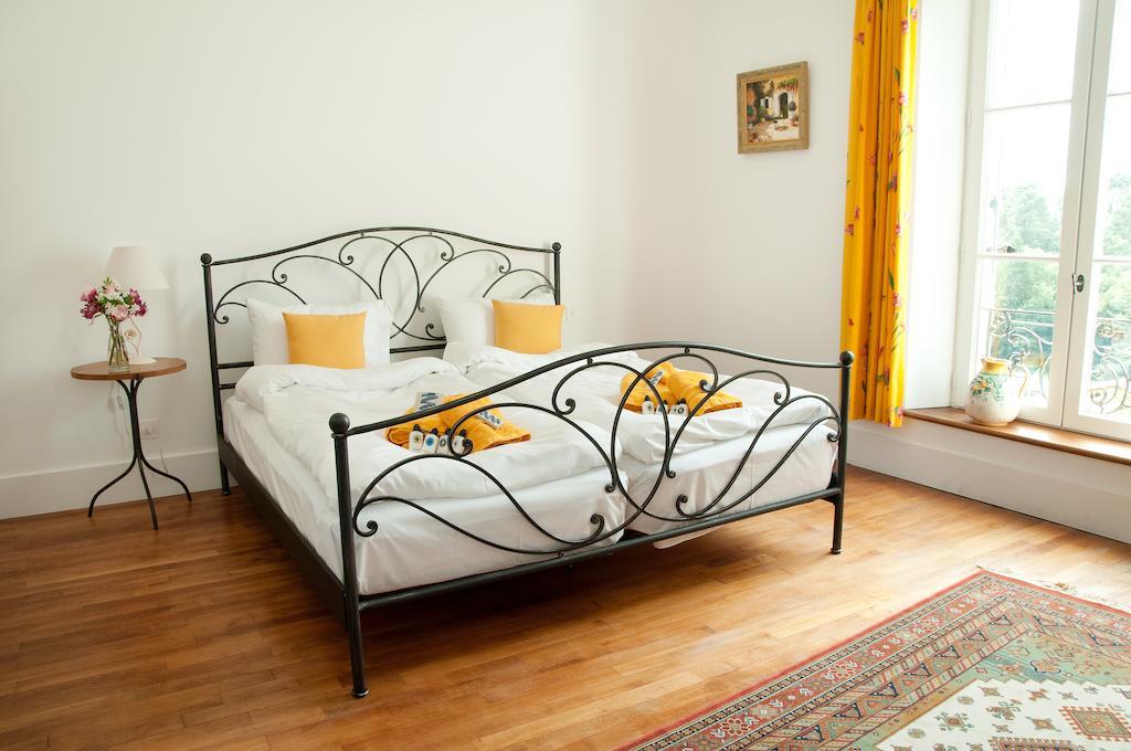 Hotel Domaine De La Fauconnie Campsegret Zimmer foto