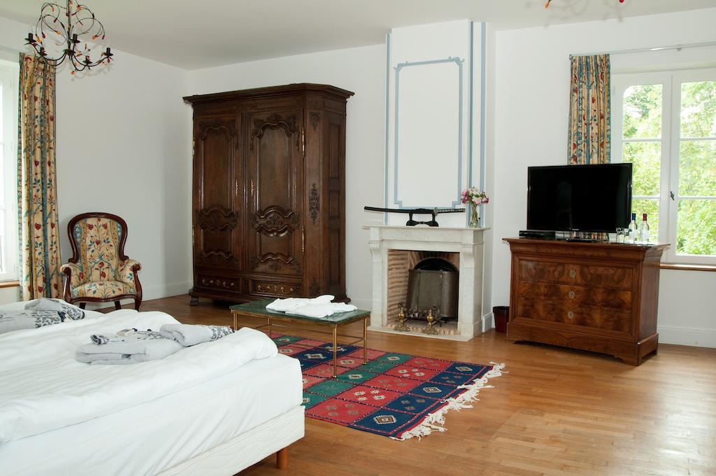 Hotel Domaine De La Fauconnie Campsegret Zimmer foto